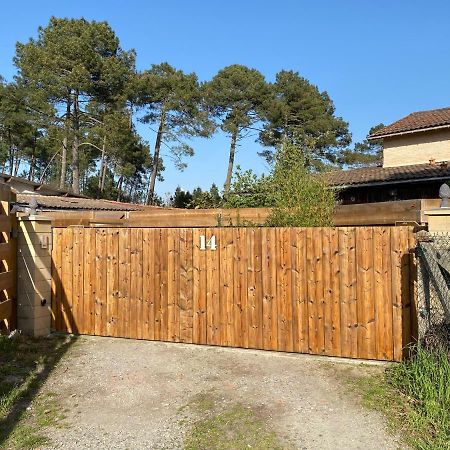 Escale Sous Les Pins Salles (Gironde) Exterior foto