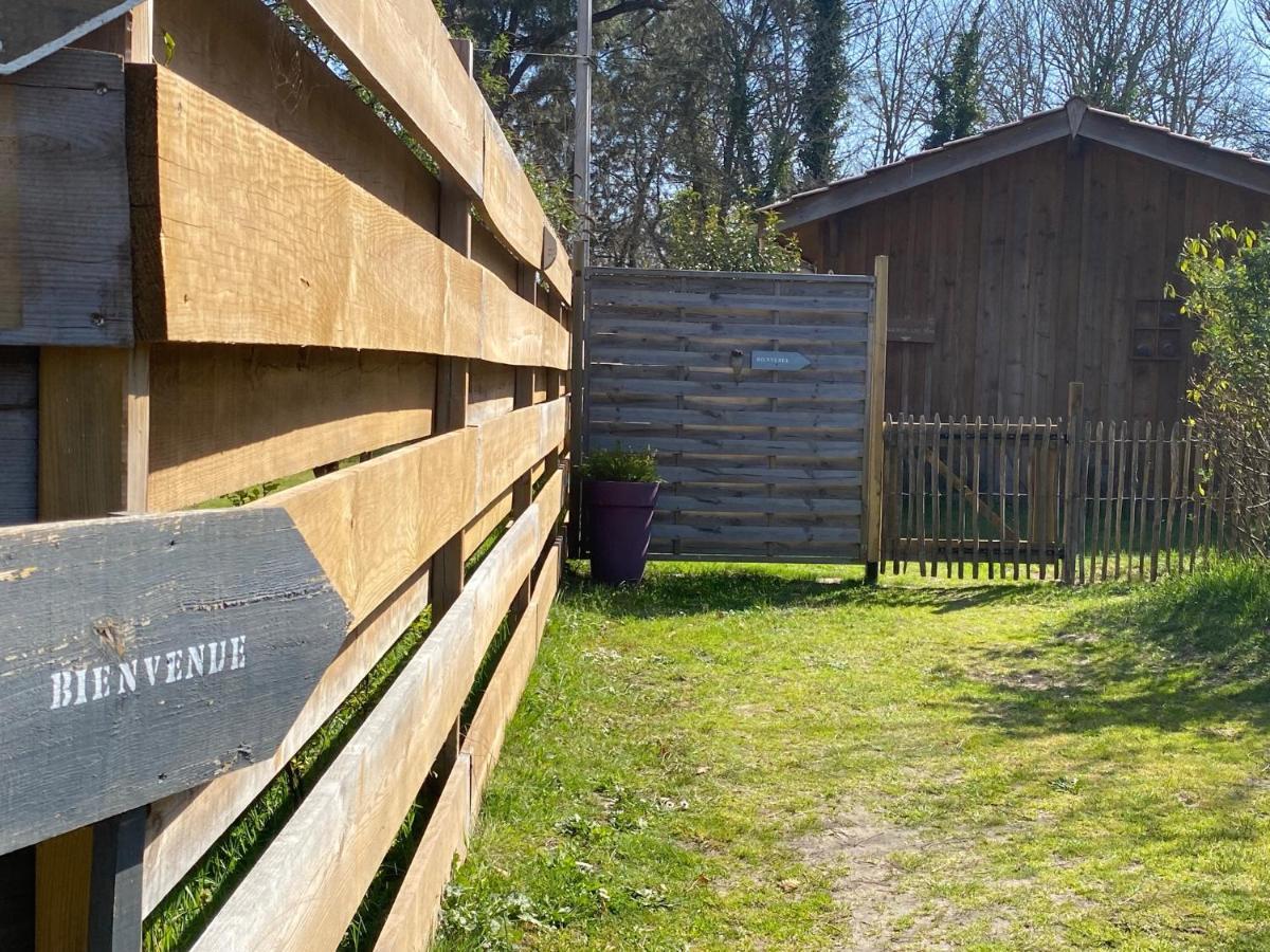 Escale Sous Les Pins Salles (Gironde) Exterior foto